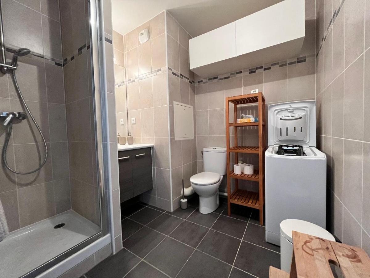 Studio Cosy Et Son Emplacement Ideal Montévrain Buitenkant foto